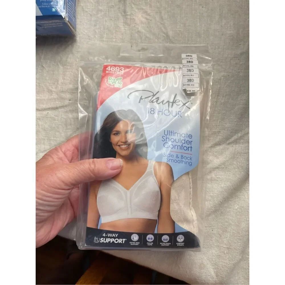 NWT Playtex 18 hour size 38D bra wirefree shoulder comfort